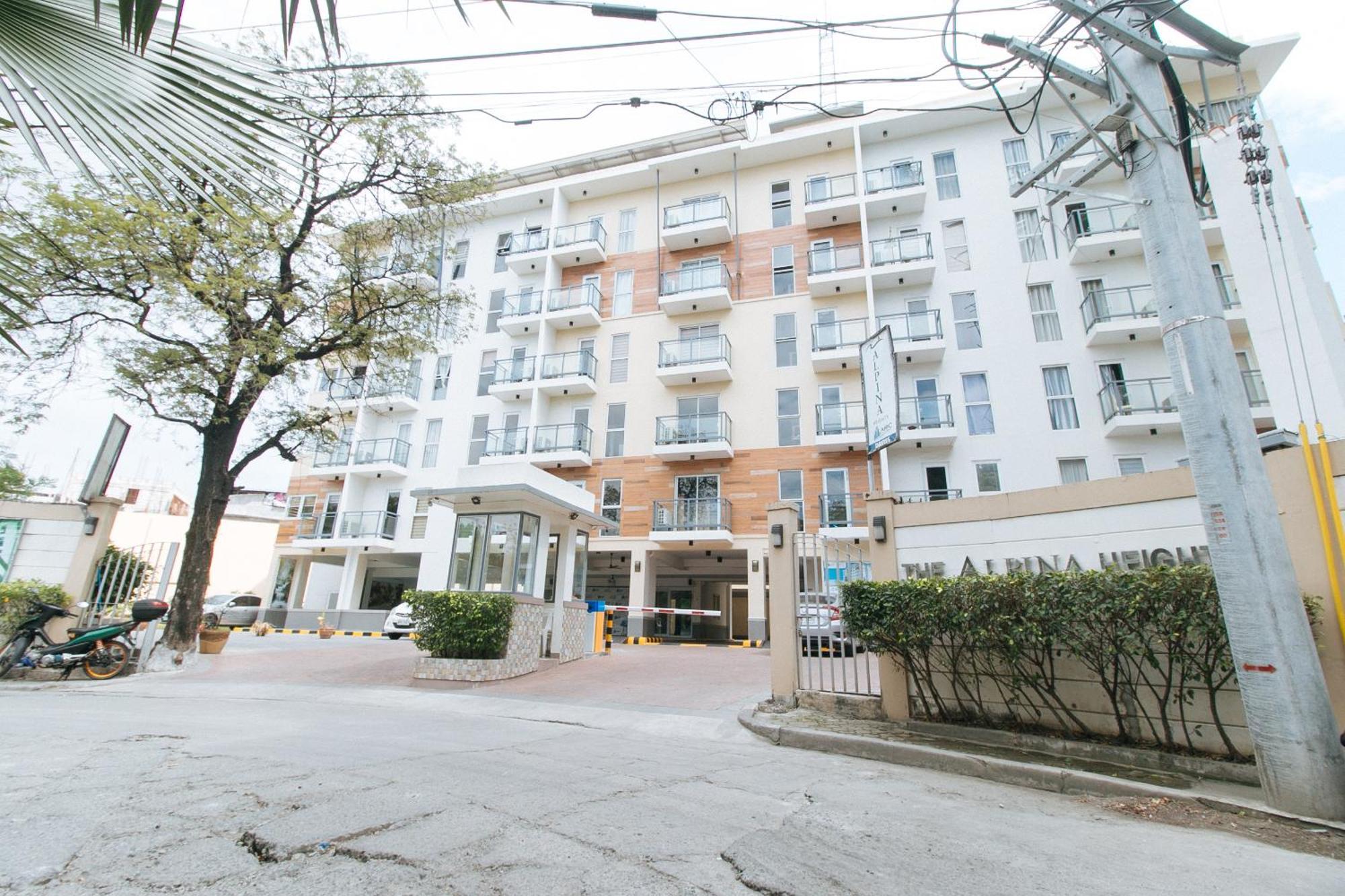 Reddoorz Plus At Alpina Heights Paranaque Paranaque City Exterior photo
