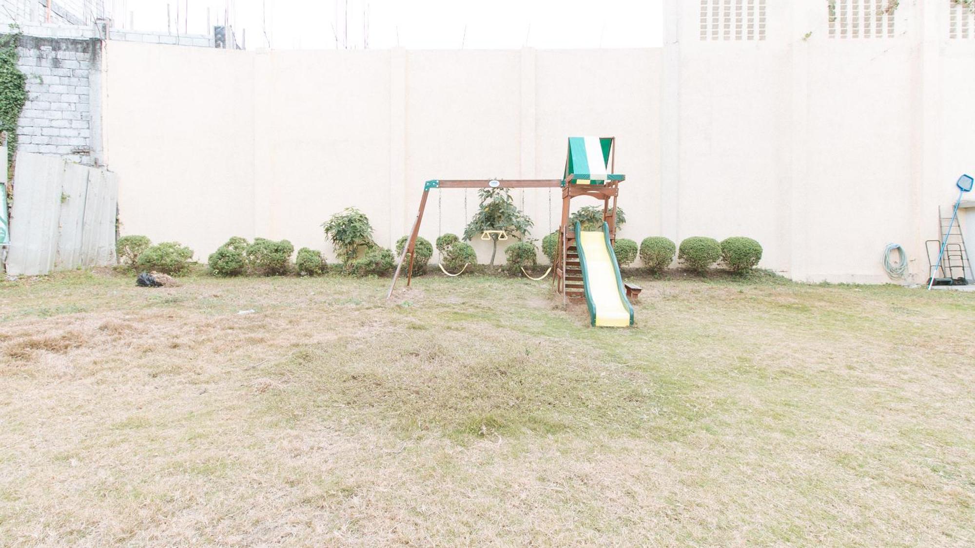 Reddoorz Plus At Alpina Heights Paranaque Paranaque City Exterior photo